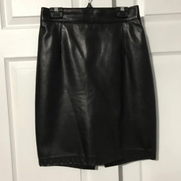 DANIER BLACK LEATHER SKIRT - Picture 2 of 8